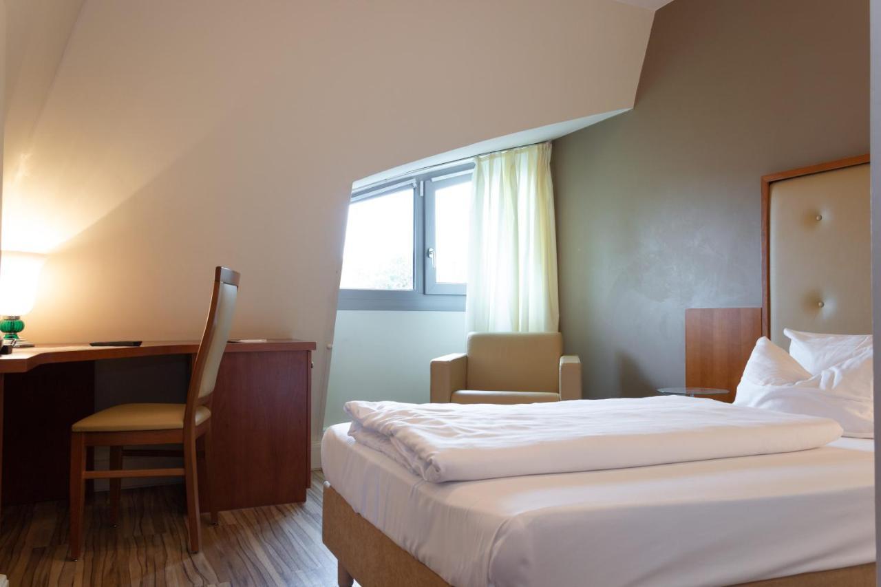 Am Blauen Wunder - Privathotel 3*
