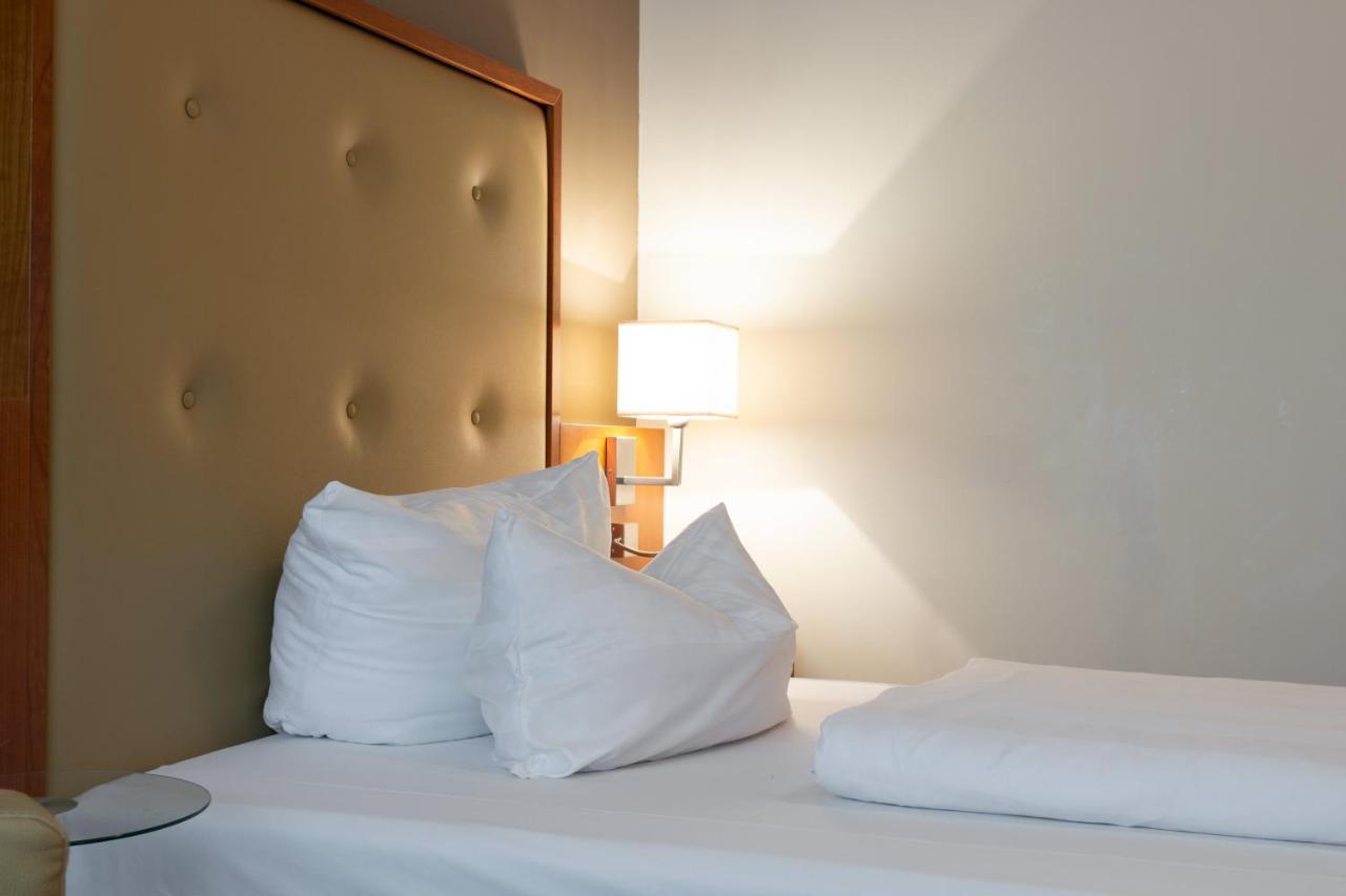 Hotel Am Blauen Wunder - Privathotel