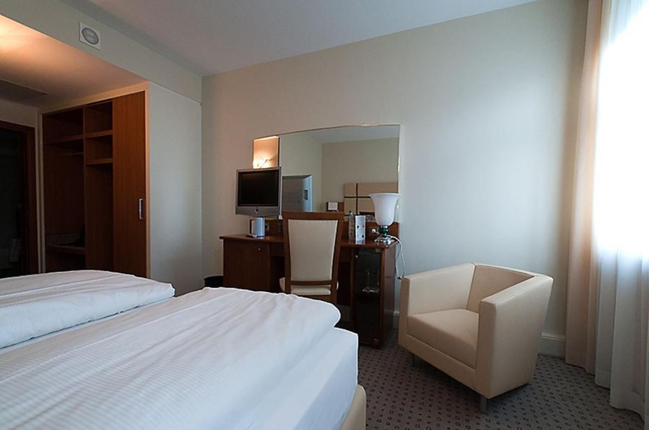 Hotel Am Blauen Wunder - Privathotel