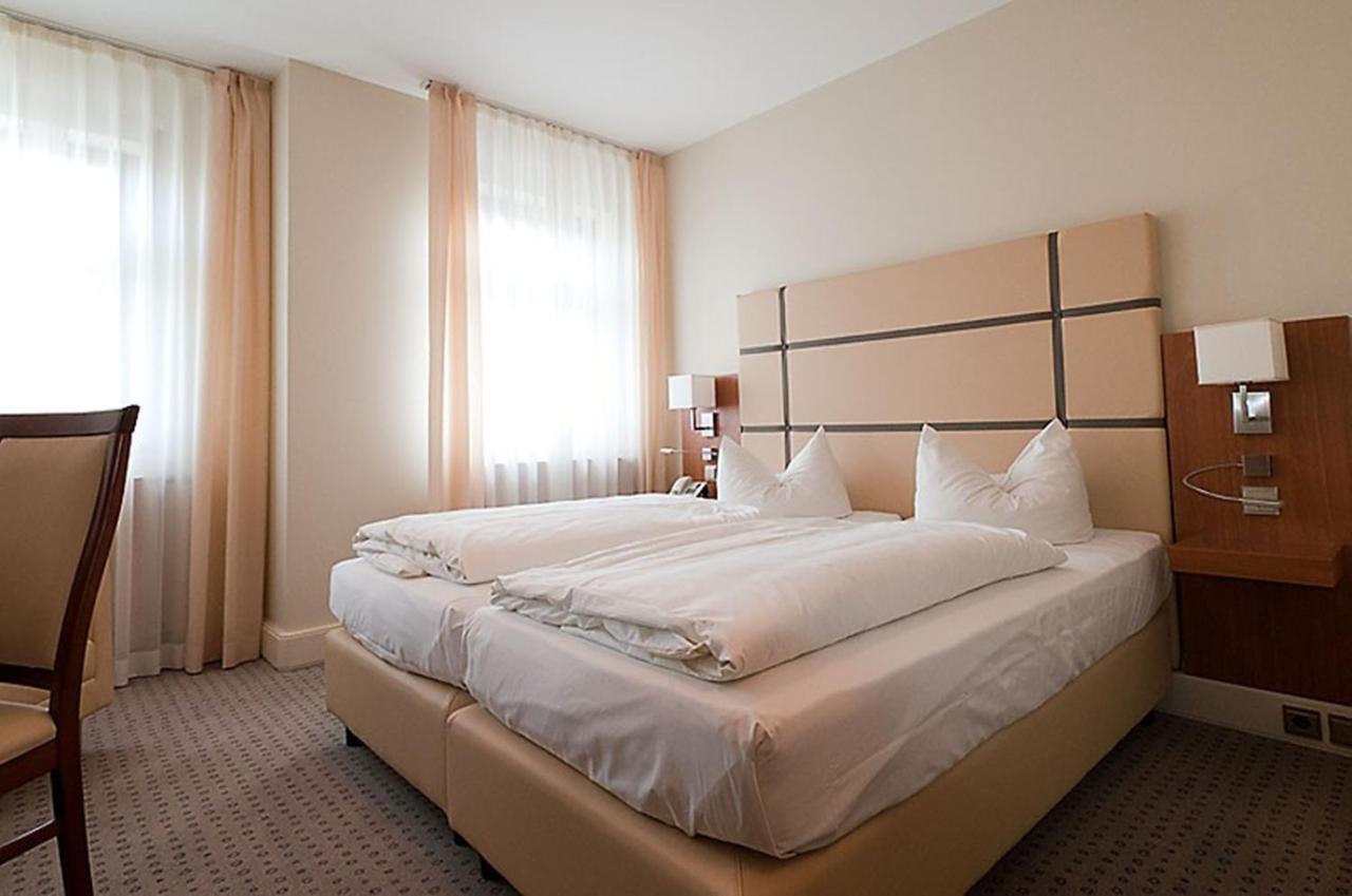 Hotel Am Blauen Wunder - Privathotel